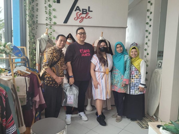 Esmod Jakarta Dorong Kemajuan Edukasi Fesyen di Surabaya dan Malang