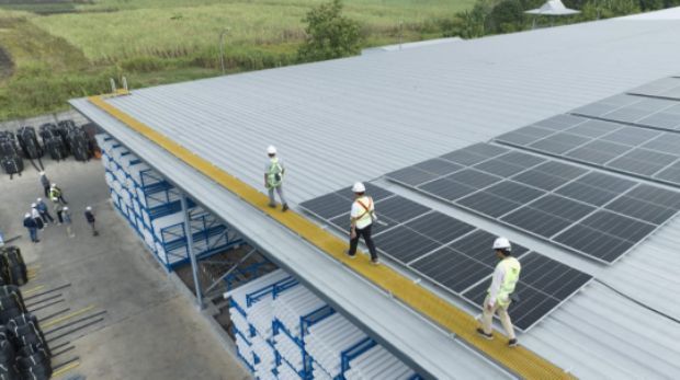 Vinilon Group Terapkan PLTS SUN Energy untuk Proses Produksi Pipa Ramah Lingkungan