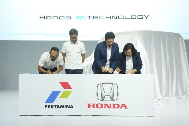 Honda & Pertamina Riset Penggunaan Mobil Listrik Untuk Bisnis - SWA.co.id