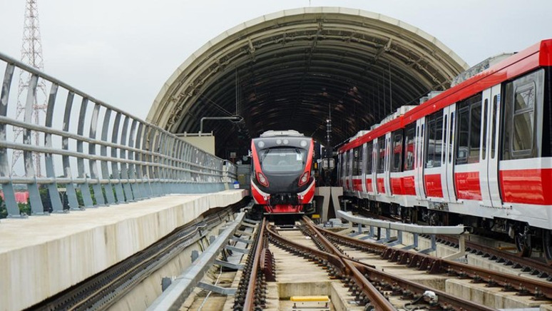 LRT Beroperasi Hari Ini, Tarif Rp5 Ribu Flat Sebulan ke Depan