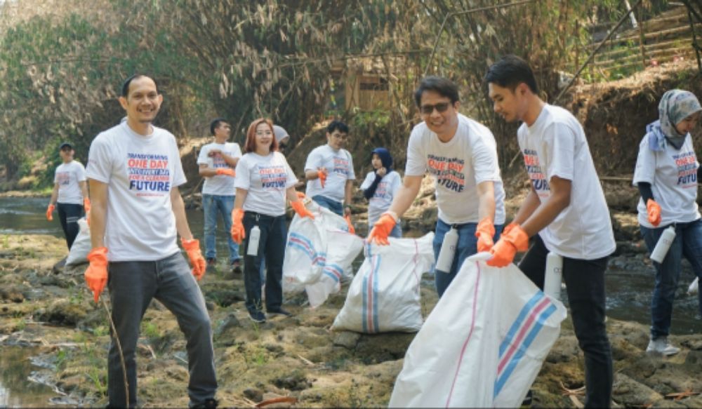 OCS Group Gandeng World Cleanup Day untuk Keberlanjutan Lingkungan
