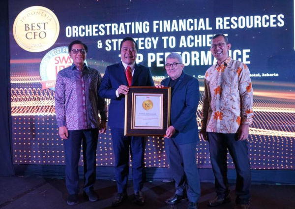 Lakukan Restrukturisasi Finansial, Dir-Keu PGE Raih Penghargaan Indonesia Best CFO 2023