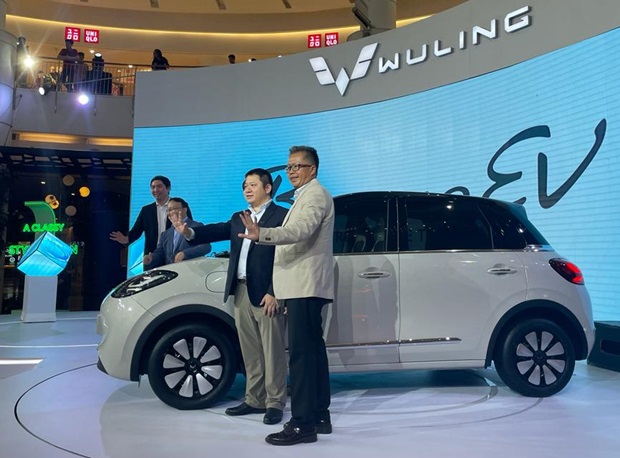 Kenalkan Mobil Listrik Baru, Wuling Optimistis Jadi Pionir Pasar EV