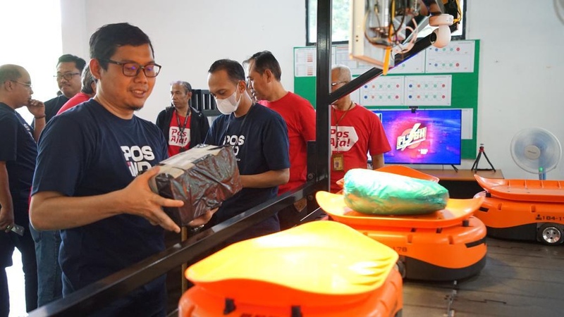 Pos Indonesia Terapkan Teknologi Robotik dan RFID