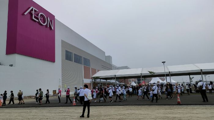 Aeon Mall Deltamas Hadirkan Komplek SPKLU Ultra-Fast Charging Pertama