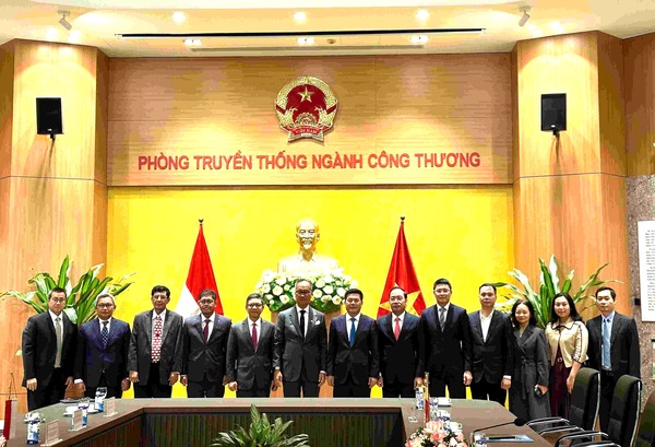 RI-Vietnam Terus Pacu Investasi, Bidik Kerja Sama Kendaraan Listrik