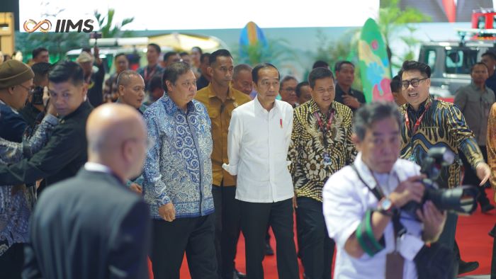 Jokowi Membuka IIMS 2024, Target Transaksi IIMS Dipatok Rp 5,3 Triliun