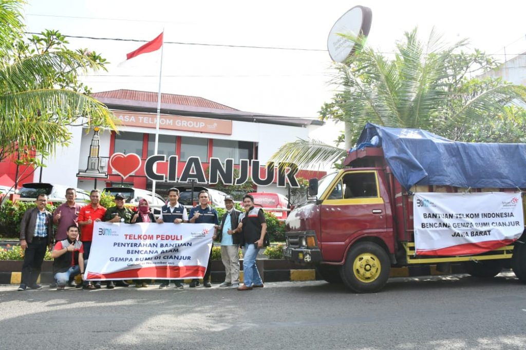 Telkom Siapkan Dua Posko Tanggap Bencana untuk Penampungan Sementara dan Penyaluran Bantuan di Cianjur